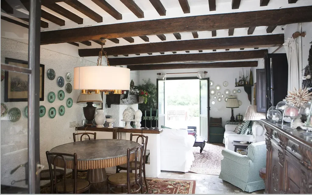 Casale Novilara la sala in condivisione